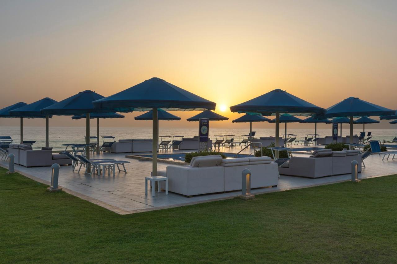 Pickalbatros White Beach Taghazout (Adults Only) Exterior foto The Beach at The Oberoi, Mumbai